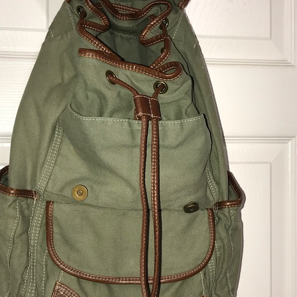 Backpack - Picture 2 of 4